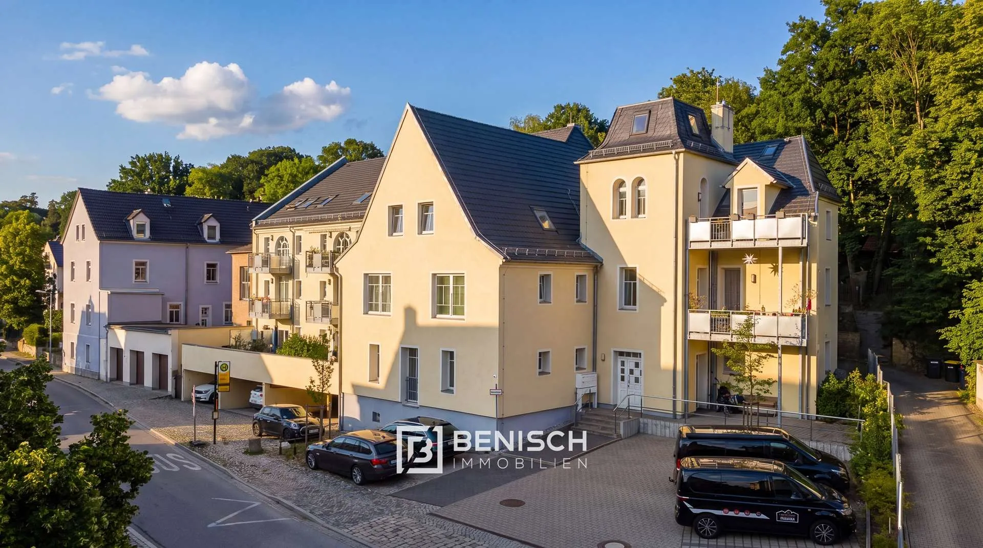 Modernes Wohnen an der Elbe: Großzügige Maisonette mit Loft, Balkon und Elbblick – Maisonette in Niederpoyritz · Dresden